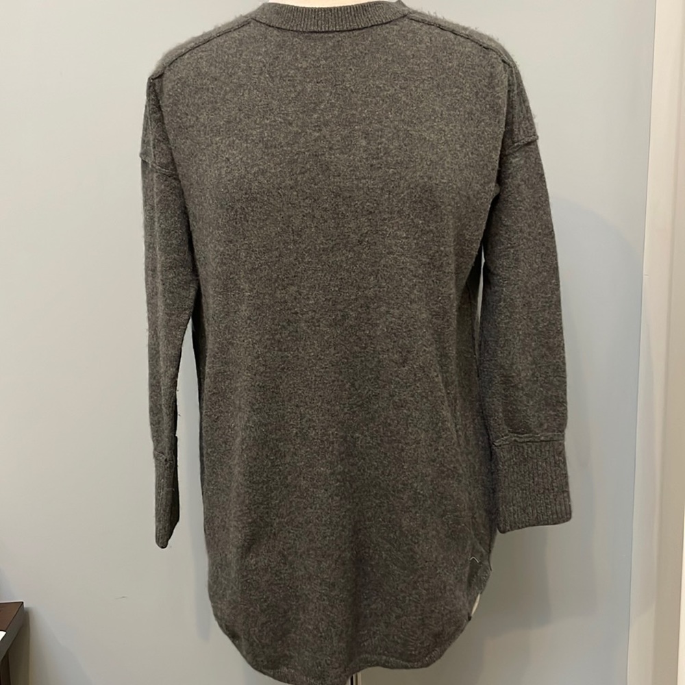 Paychi Guh long sweater